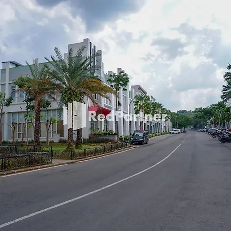 Rit'S Garden At Citragrand Semarang Mitra Reddoorz-3